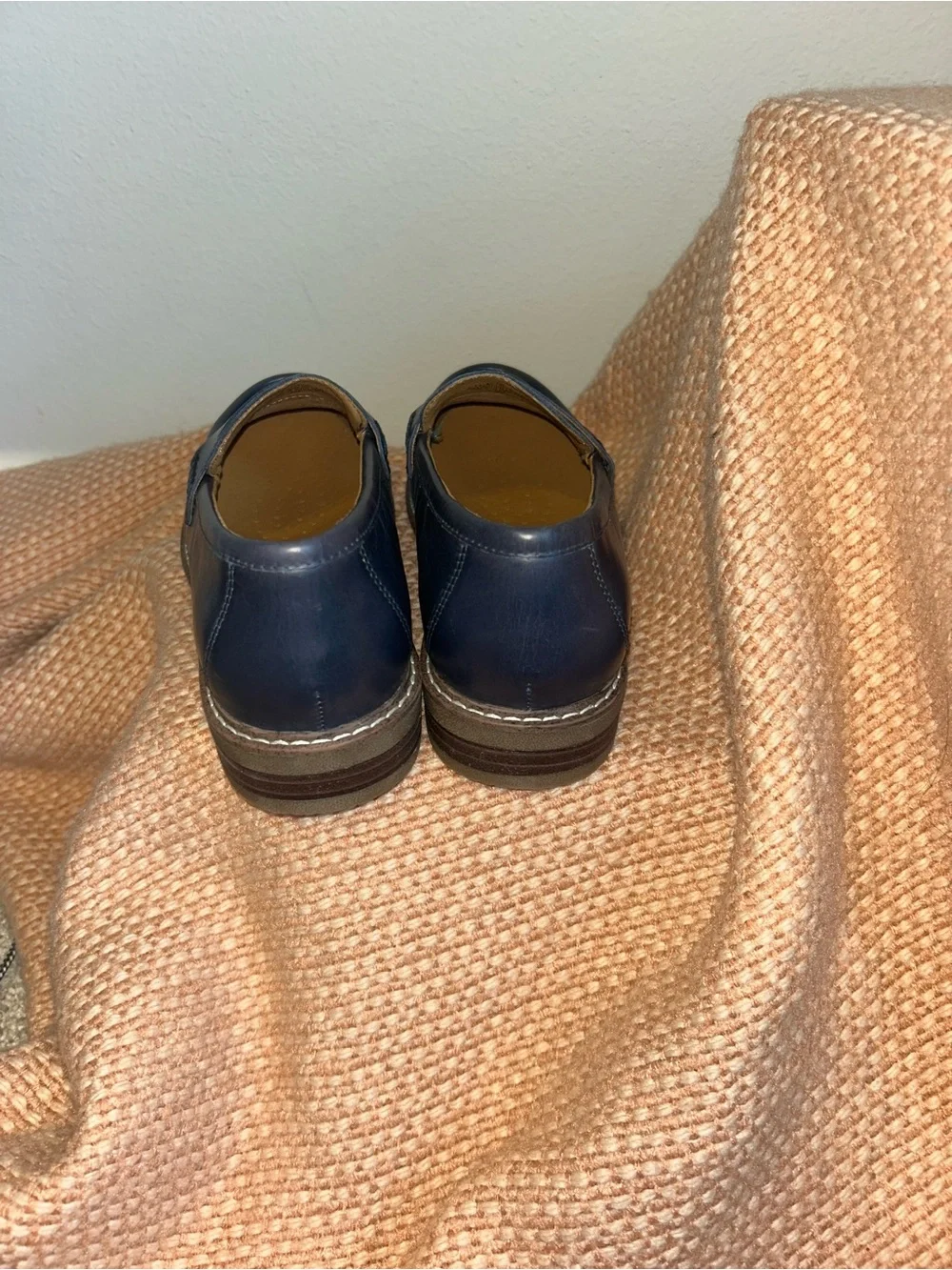 Earth polished navy